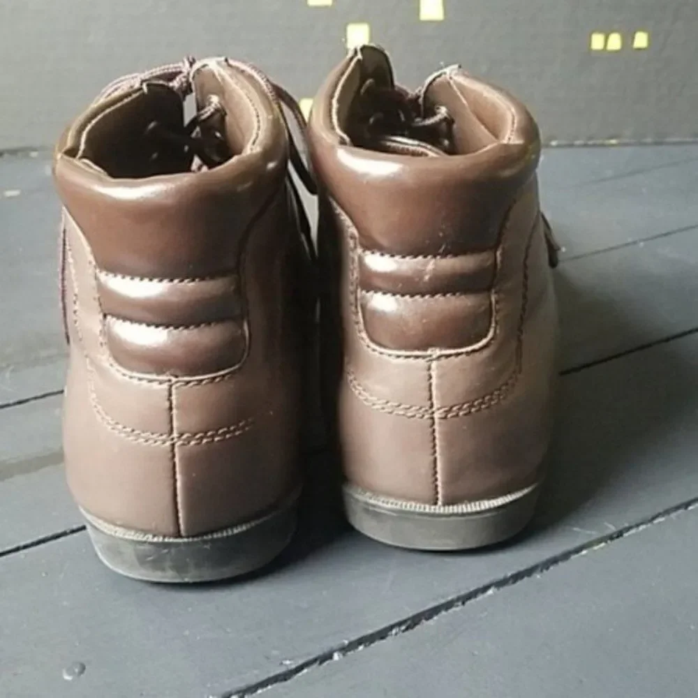 Danelle Brown Shoes